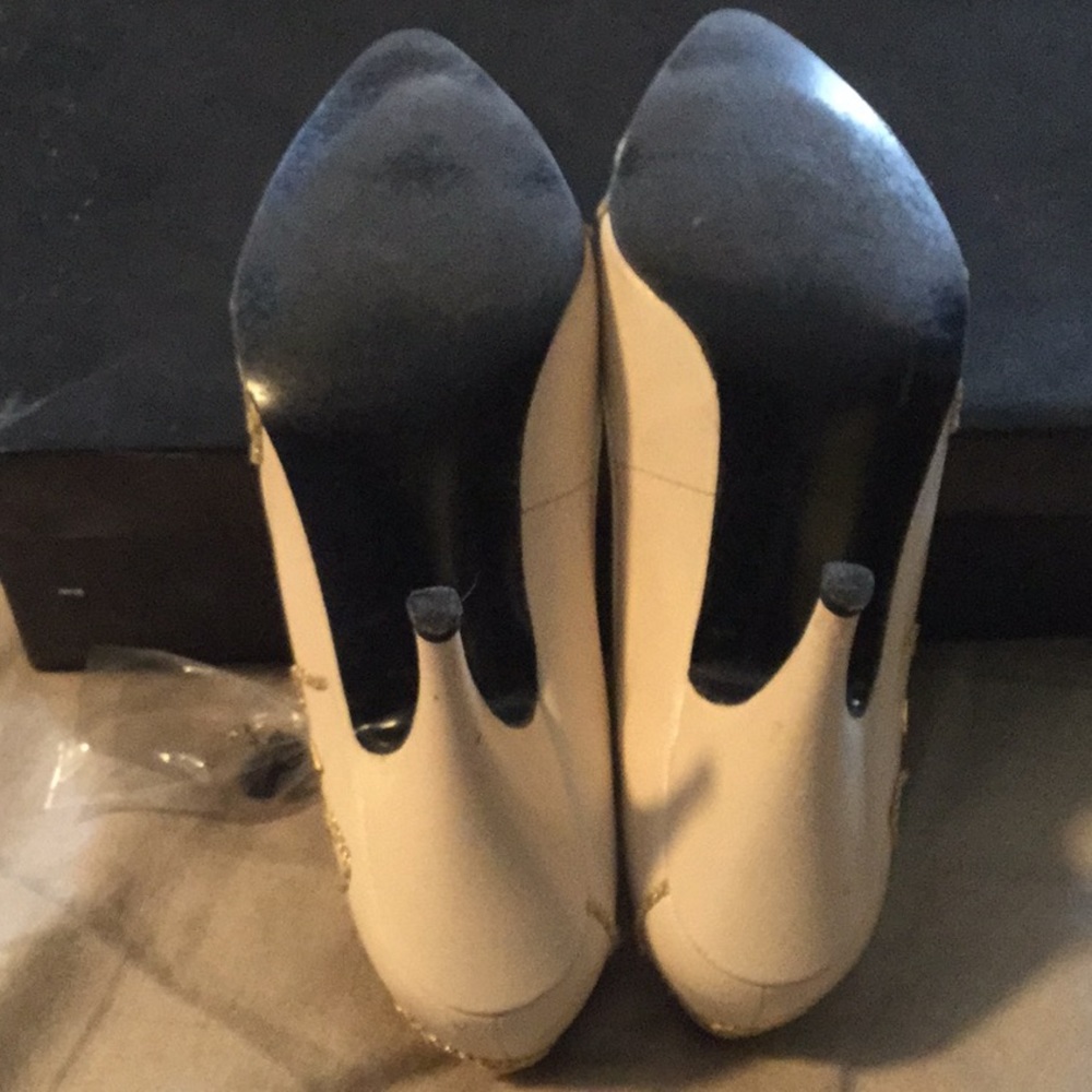 Leather heeled pump - Picture 2 of 4